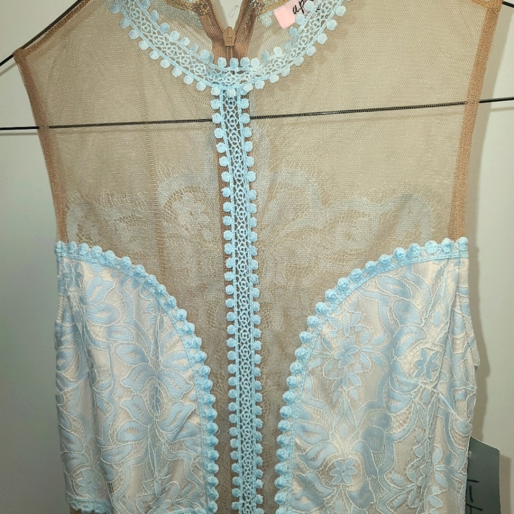 Lit Boutiques 🩵🩵🩵NEW WITH TAG $170 Retail - Picture 5 of 7